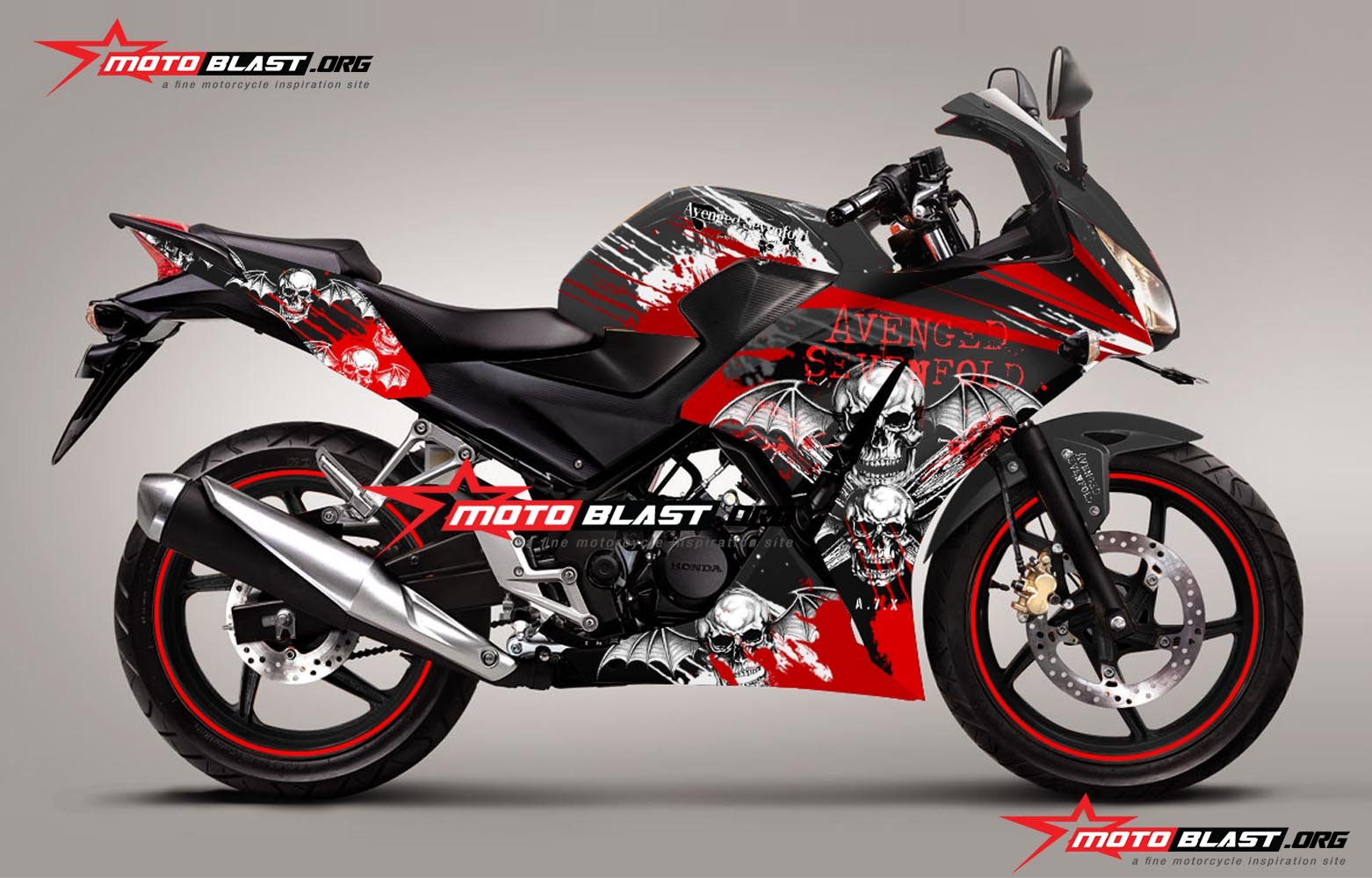 CS_Brochure Honda CBR 150R_(297x21cm )_DALAM_Gelap