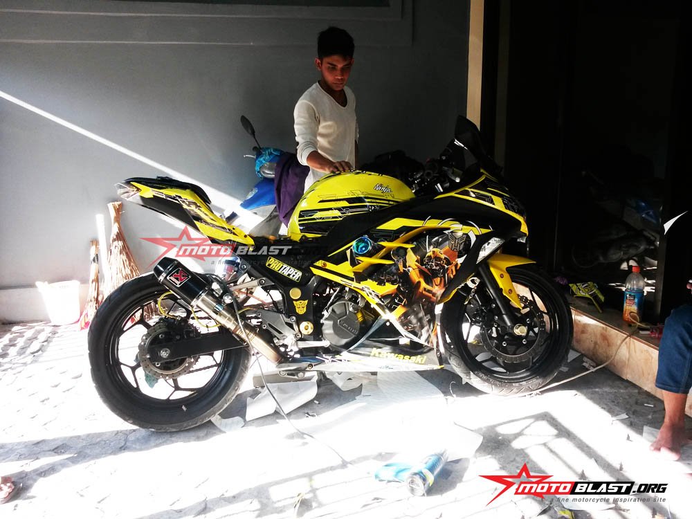 ninja-250r-fi-bumble-bee-motoblast-20