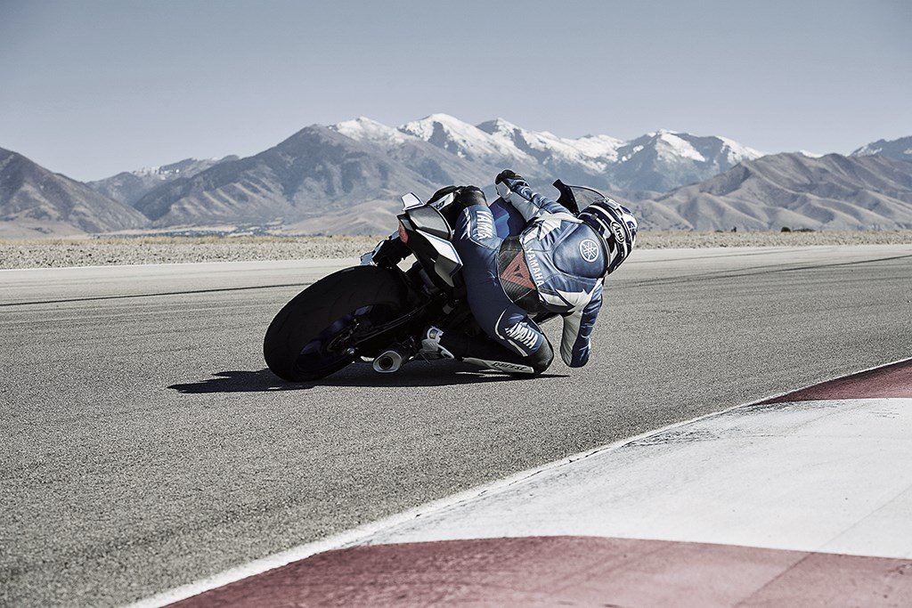 yzf-r6-2017-4