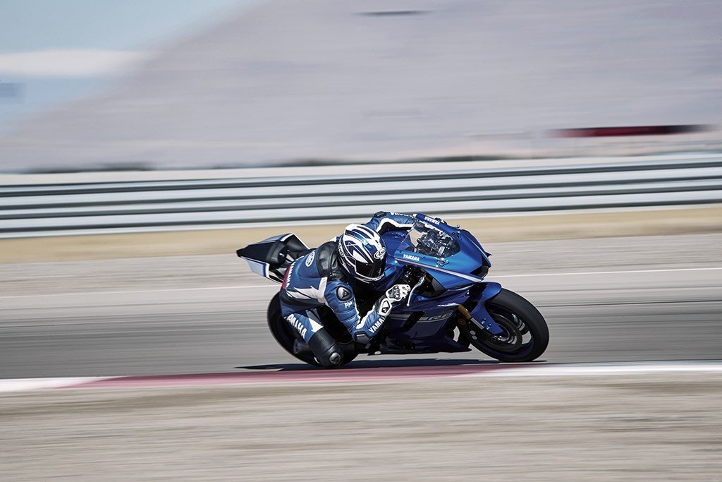 yzf-r6-2017-8