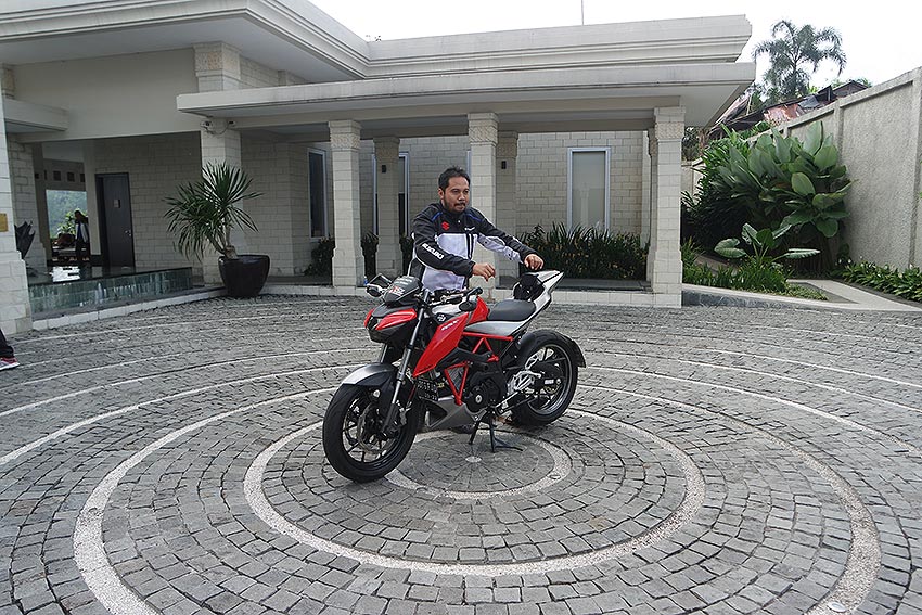 Modifikasi Suzuki Gsx S Dari Gci Bali Ini Keren Bangett Motoblast