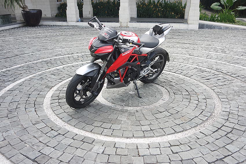 Modifikasi Suzuki Gsx S Dari Gci Bali Ini Keren Bangett Motoblast