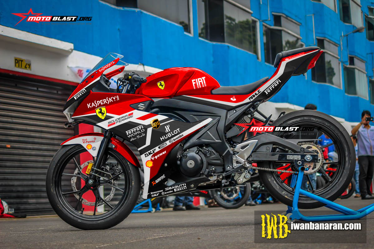 Modifikasi Striping Suzuki GSX-R150 Red Ferrari  MOTOBLAST