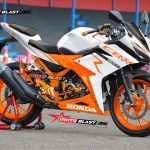 CBR150R WHITE KTM RC8- motoblast