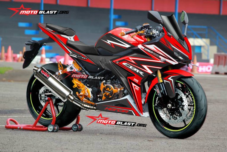 CBR150R BIG RED SUPER THUNDER
