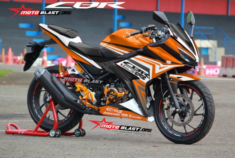 CBR150R REPSOL ORANGE