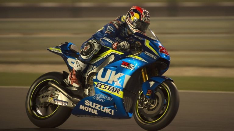 maverick vinales ke yamaha 2017-2018