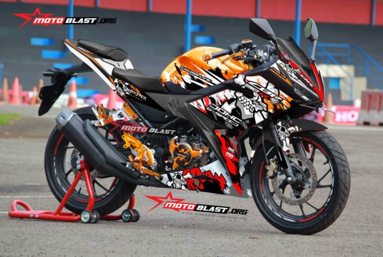 CBR150R REPSOL-PIRATES SKULL-motoblast