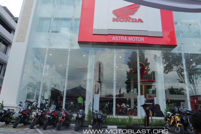 gran opening big wing dealer astra bali