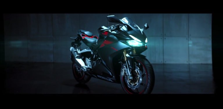 DETAIL-CBR250RR-22