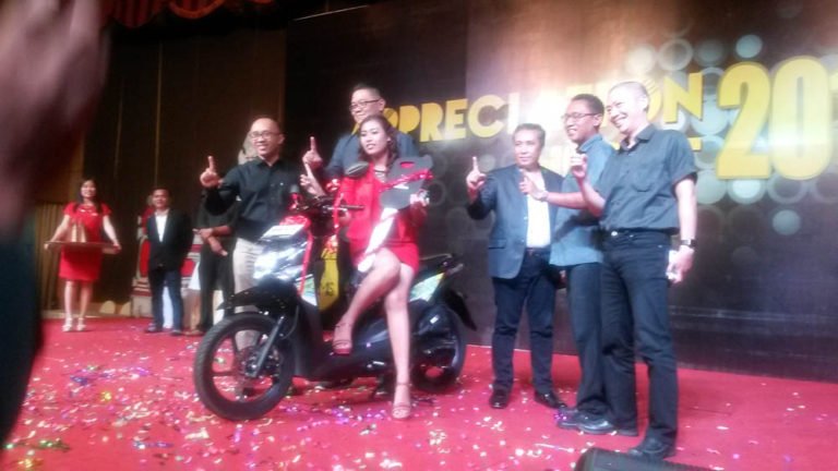 appreciation-night-2016-astra-motor-bali6
