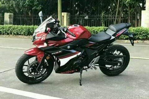 suzuki-gsx-s250f-hitam-merah