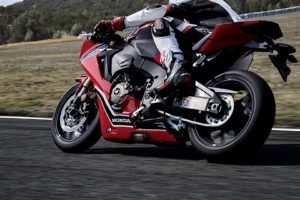 cbr1000rr-fireblade-detail-2017-15