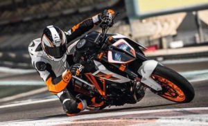 ktm-duke-series-2017-10