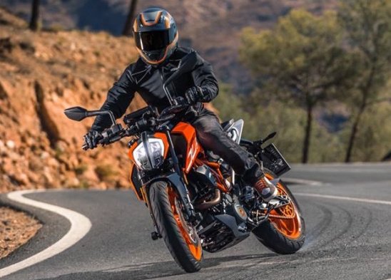 ktm-duke-series-2017-16