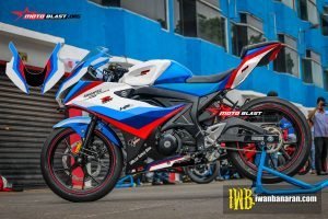 1 GSXR150 BMW SAFETY CAR MOTOGP-blue 1