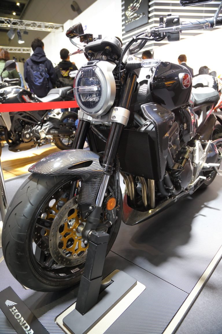 Tokyo_CB1000_AD_pix0002