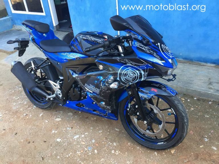 GSX-R150 BLUE MEGATRON1