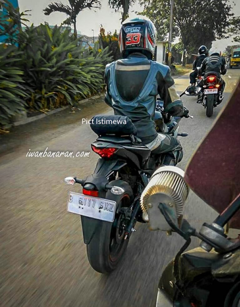 spyshot-Yamaha-R25-2