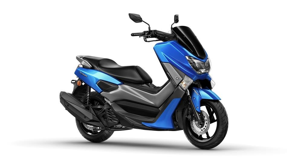 2018-yamaha-nmax-eu-viper-blue-studio-001