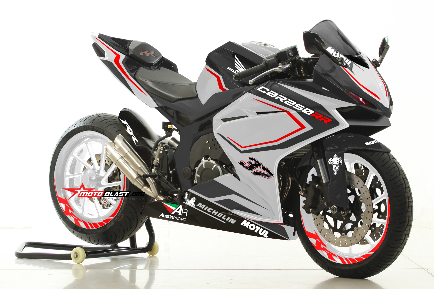 Honda CBR250RR Black Mv Agusta | MOTOBLAST