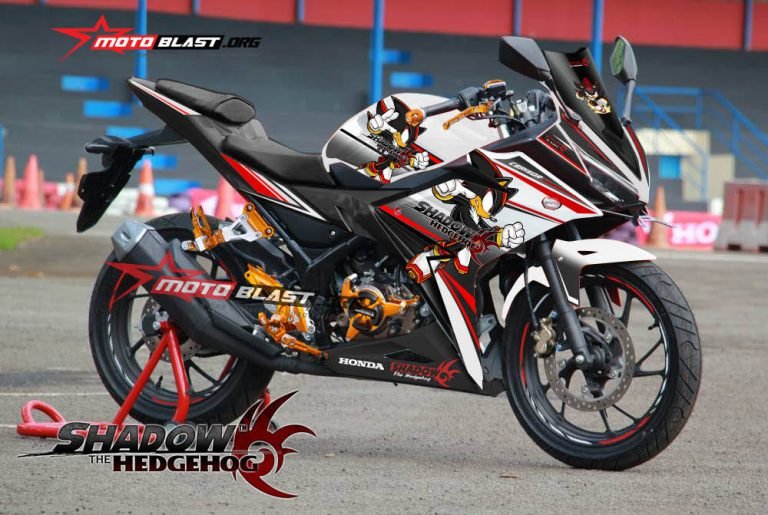 CBR150R RED SONIC SHADOW WHITE