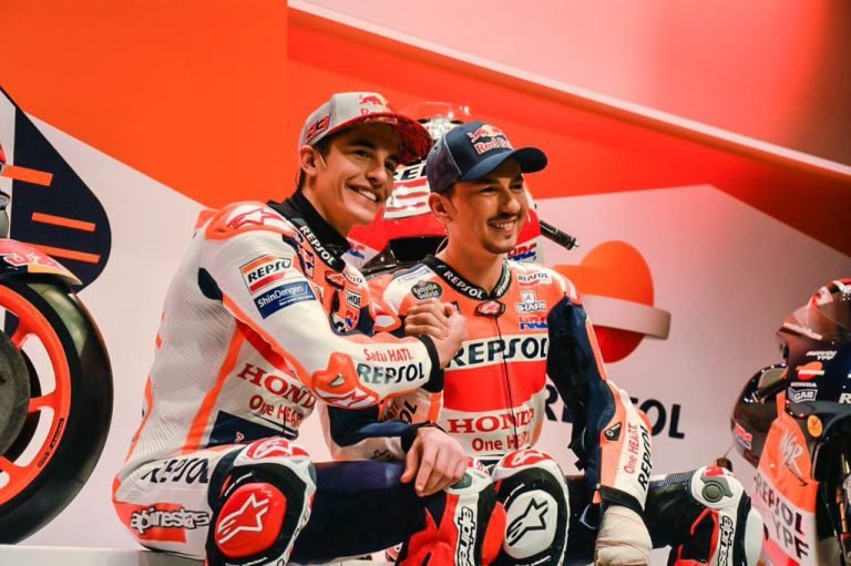 honda-rc213v-repsol GP 2019 tim 2.jpg