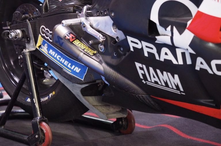 Ducati-rear-spoiler3.jpg