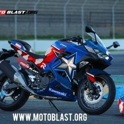 KAWASAKI NINJA 250R-CAPTAIN AMERICA