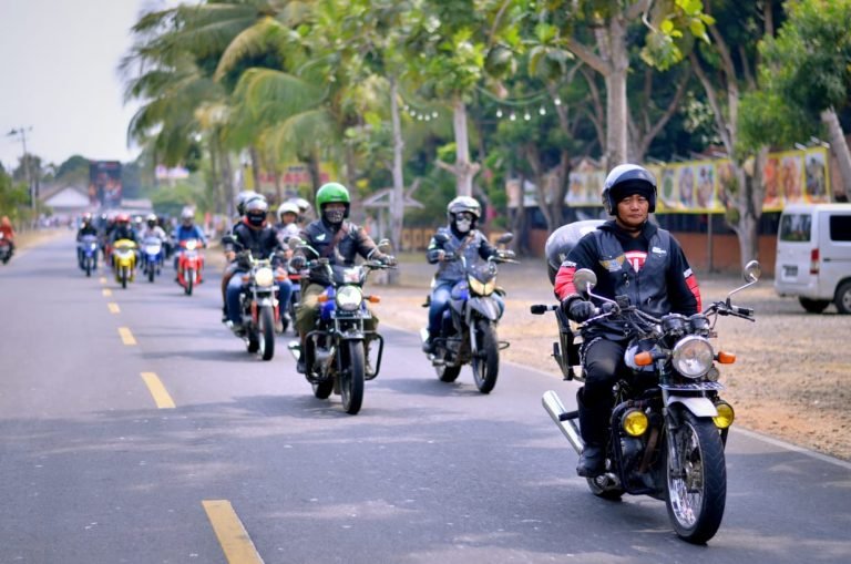 Photo 3 - Riding bareng komunitas Suzuki.JPG