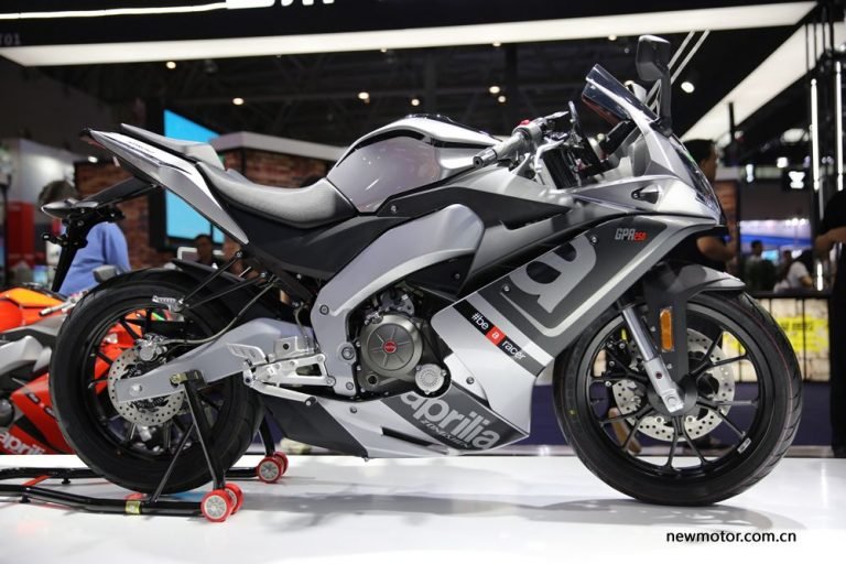 aprilia-GBR250-11.jpg