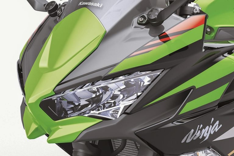 2020-Kawasaki-Ninja-650-First-Look-sport-motorcycle-Moto2-9