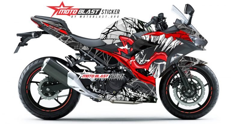NINJA 250R FI BLACK VENOM