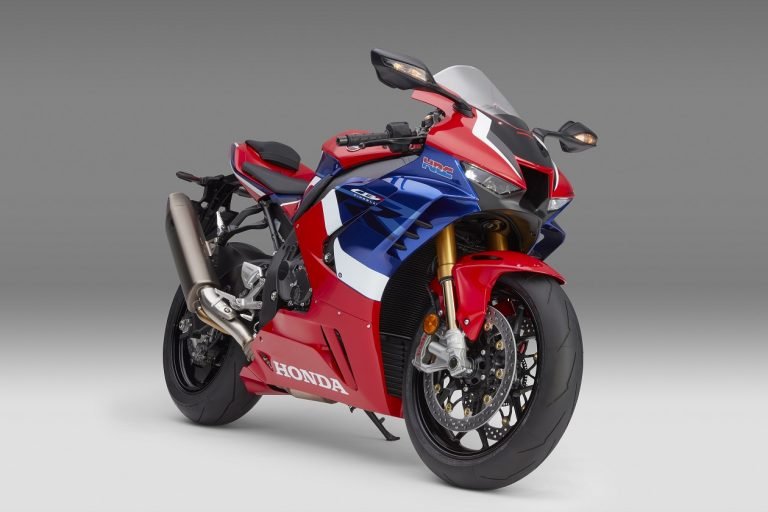 AHM_HondaCBRFireblade. 01