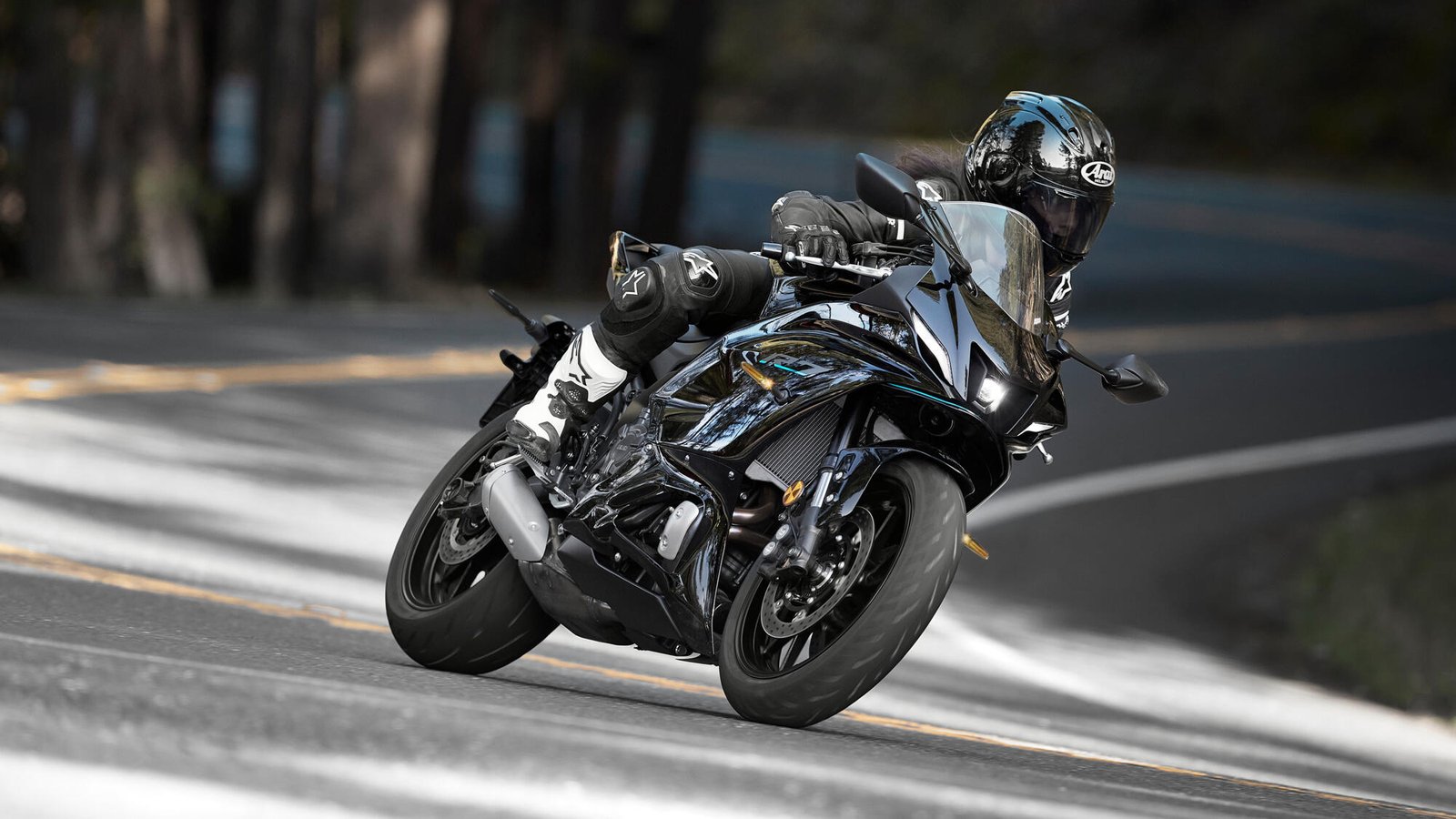 Yamaha YZF R7 resmi rilis, berikut spesifikasi, pilihan warna dan Mega ...