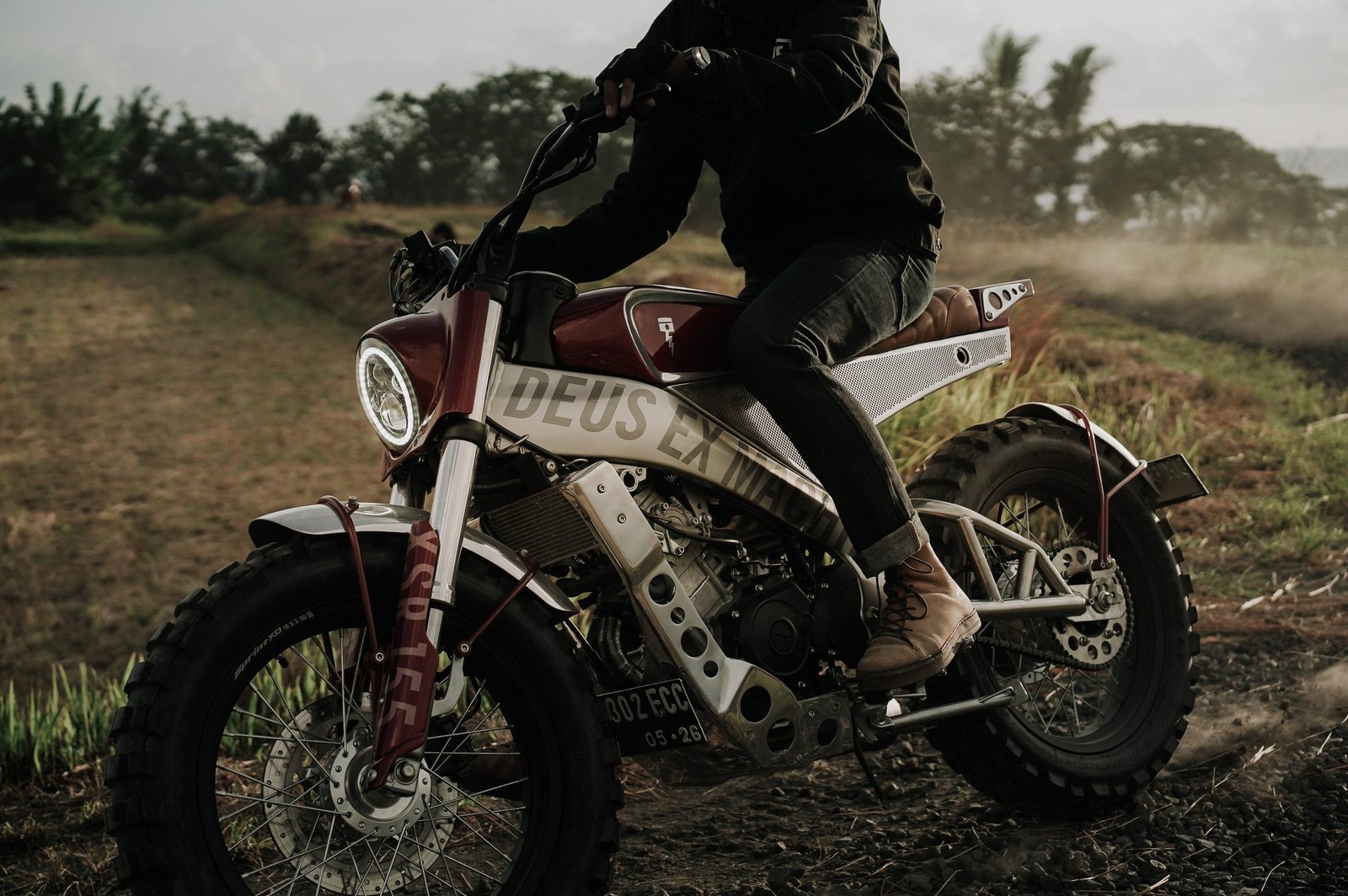 DEUS-170