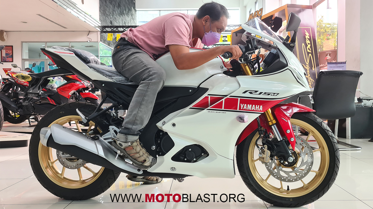 First Impression Yamaha R15M 60th World GP Anniversary di Bali - MOTOBLAST