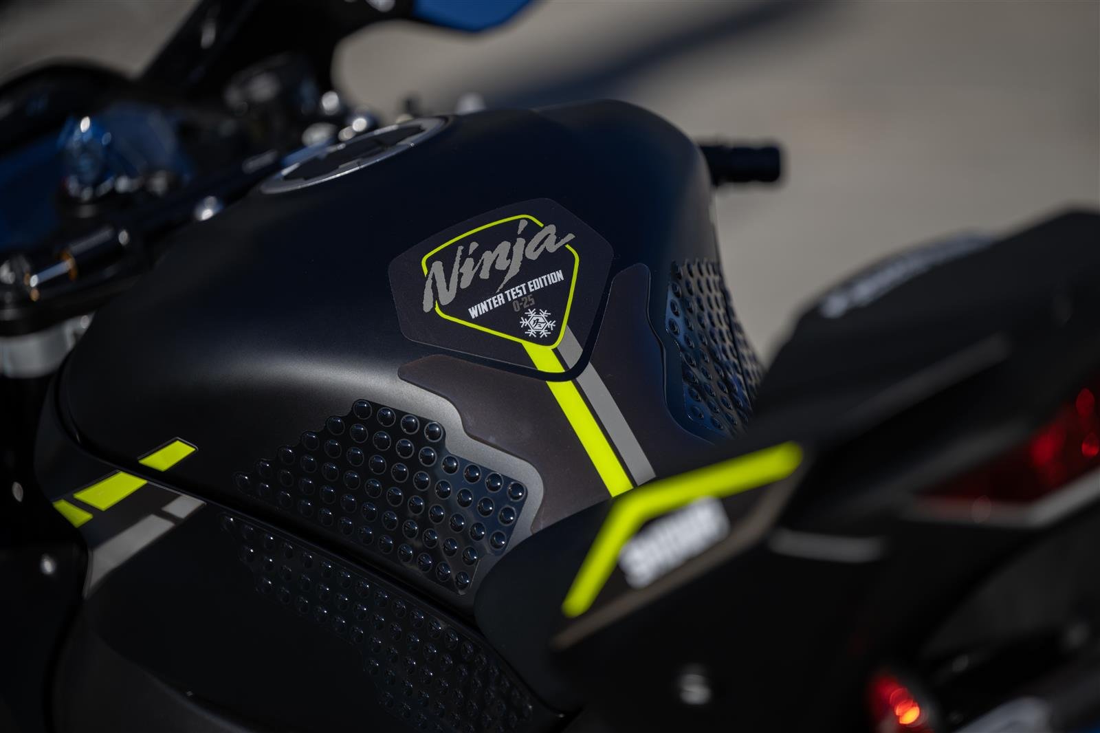Kawasaki rilis ZX10RR Winter test 2024 Edisi Sangat Spesial dan ...