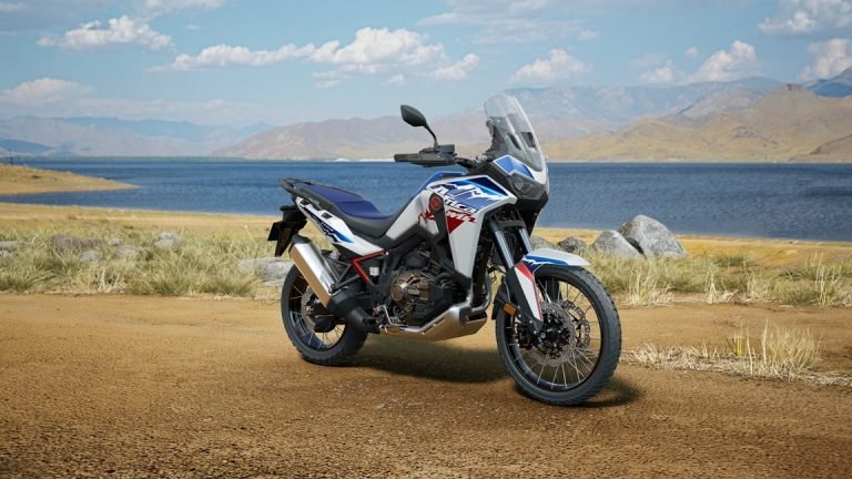 AHM_CRF1100L_02
